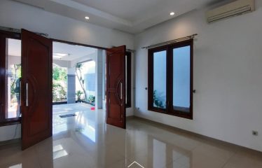 CILANDAK – HOUSE – FOR SALE
