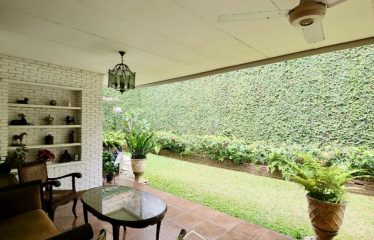 PONDOK INDAH – HOUSE – FOR SALE