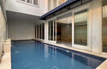 KEBAYORAN BARU – HOUSE – FOR SALE