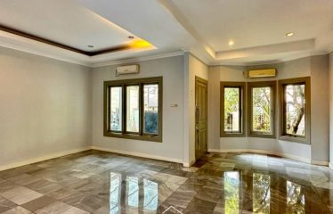 KEBAYORAN BARU – HOUSE – FOR SALE