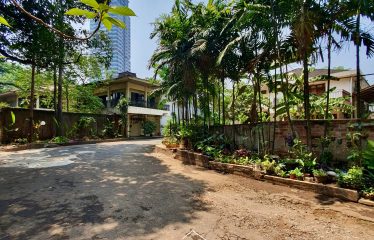 KUNINGAN – HOUSE – FOR SALE