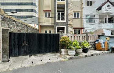 MENTENG – COMMERCIAL – FOR SALE