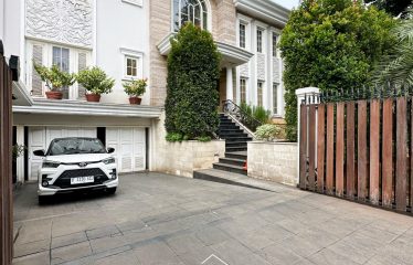 PONDOK INDAH – HOUSE – FOR SALE