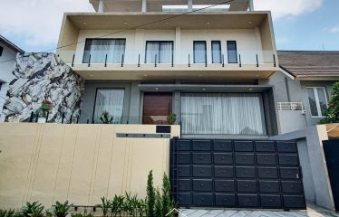 PONDOK INDAH – HOUSE – FOR SALE
