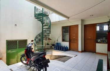 KEBAYORAN BARU – HOUSE – FOR SALE