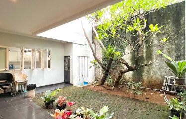 KEBAYORAN BARU – HOUSE – FOR SALE