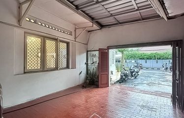 HOUSE – MENTENG – FOR SALE