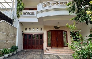 HOUSE FOR SALE – [KEBAYORAN BARU]
