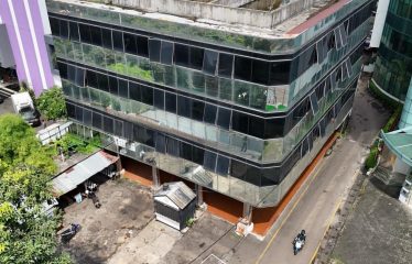 COMMERCIAL BUILDING FOR SALE – [MENTENG]