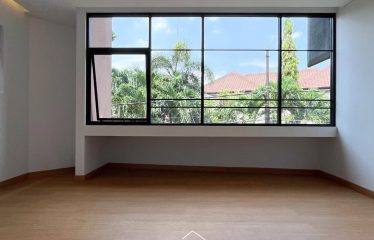 HOUSE FOR SALE – [KEMANG]