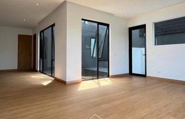 HOUSE FOR SALE – [KEMANG]