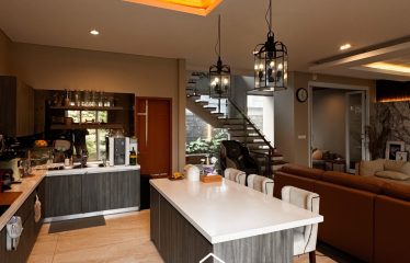 HOUSE FOR SALE – [KEMANG]