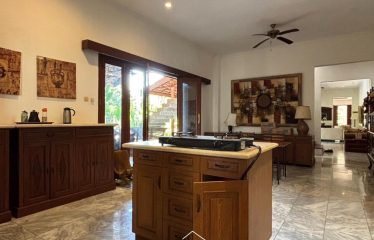 HOUSE FOR SALE – [CIRENDEU]