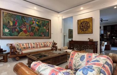 HOUSE FOR SALE – [CIRENDEU]