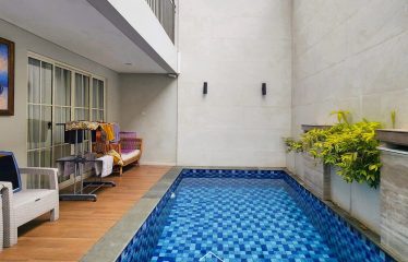 HOUSE FOR SALE – [LEBAK BULUS]