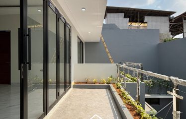 KEBAYORAN BARU [FOR SALE]