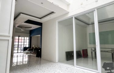 COMMERCIAL BUILDING FOR SALE – [KEBAYORAN BARU]