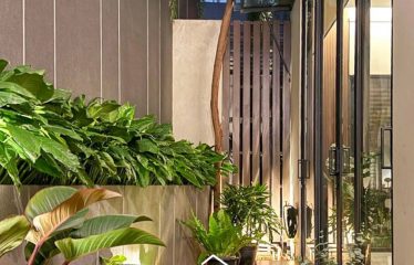 HOUSE FOR SALE – (KEMANG / AMPERA}